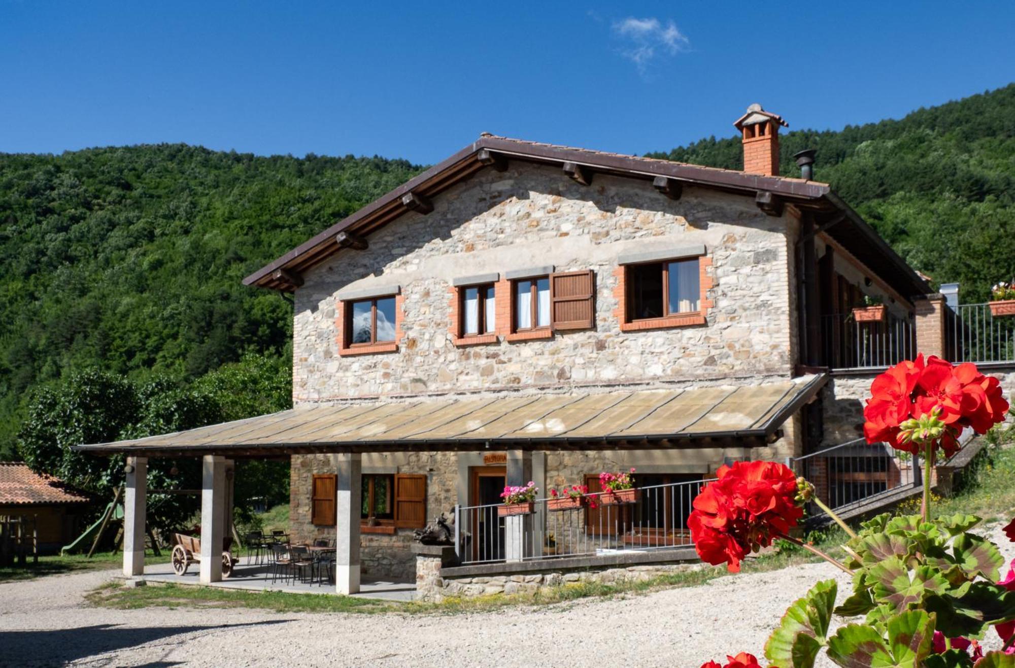Agriturismo Villaggio Eden П'єве-Санто-Стефано Екстер'єр фото