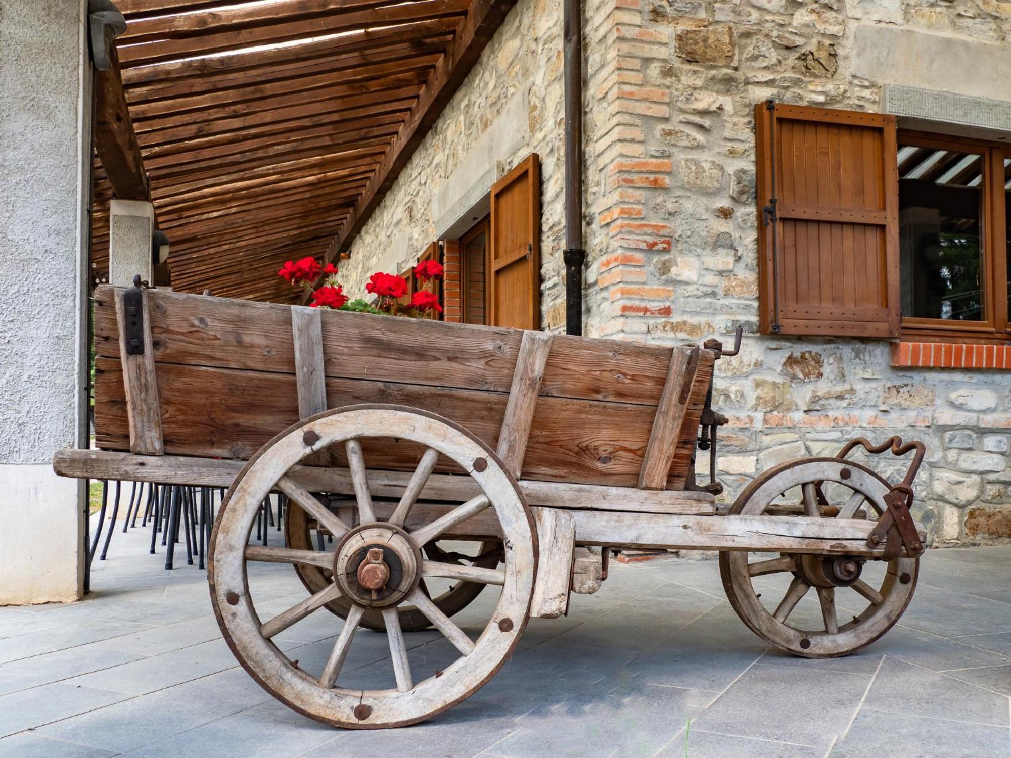 Agriturismo Villaggio Eden П'єве-Санто-Стефано Екстер'єр фото
