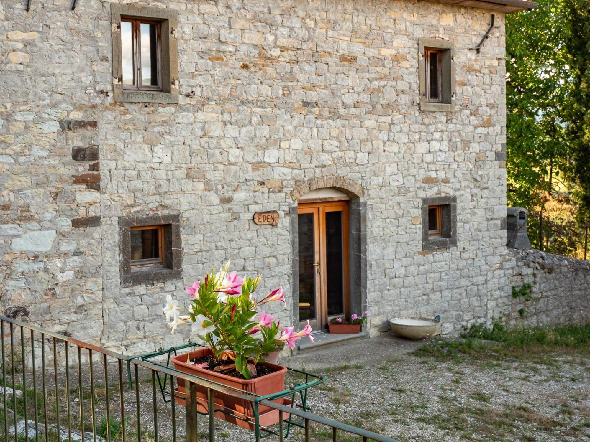Agriturismo Villaggio Eden П'єве-Санто-Стефано Екстер'єр фото