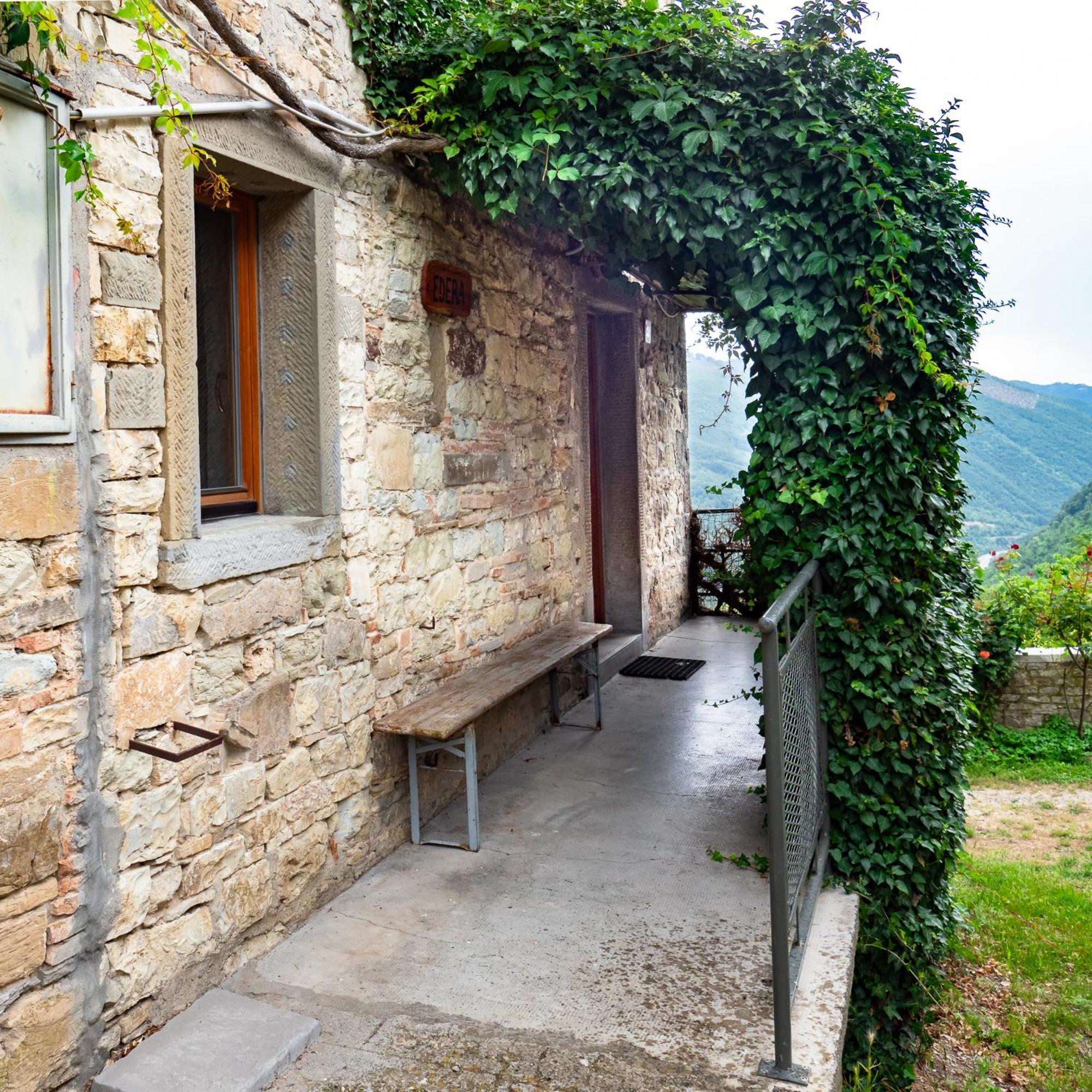 Agriturismo Villaggio Eden П'єве-Санто-Стефано Екстер'єр фото